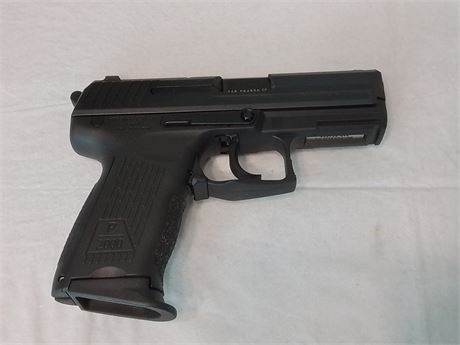 HK P2000 9mm handgun